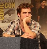 Robert Pattinson Th_3004comic-con-12