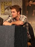 Robert Pattinson Th_3235comic-con-5