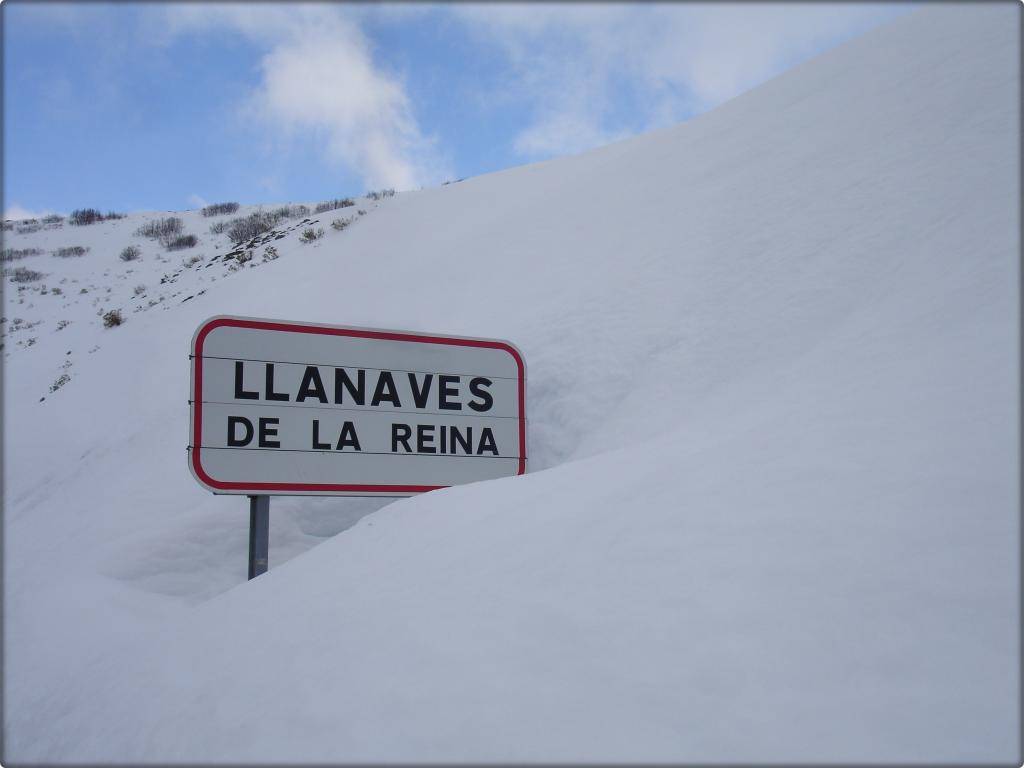 Gran nevada en LLÁNAVES DE LA REINA (LEÓN) 13-02-2013 DSC05075B