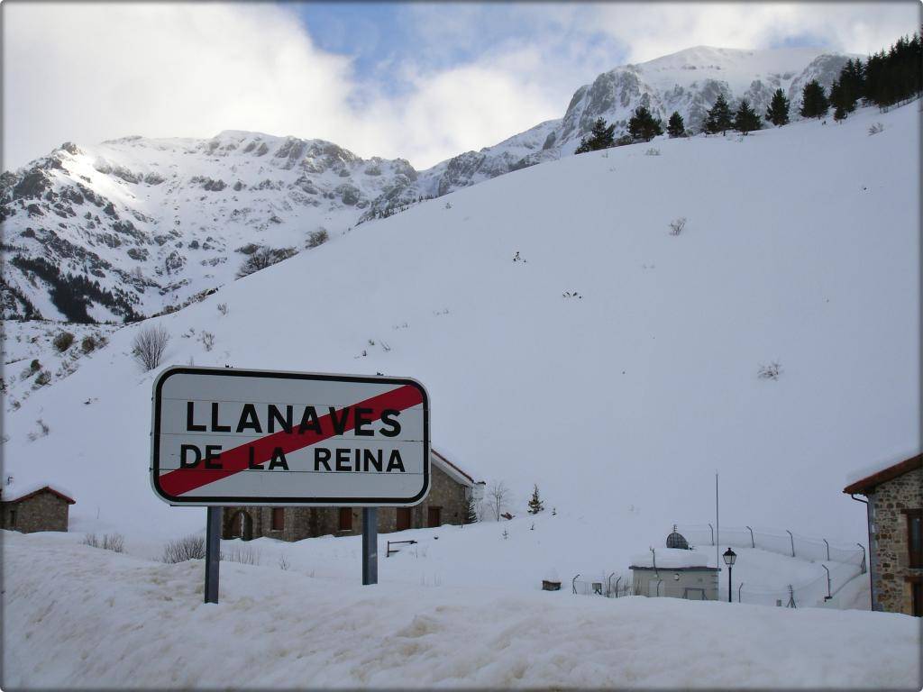 Gran nevada en LLÁNAVES DE LA REINA (LEÓN) 13-02-2013 DSC05077B