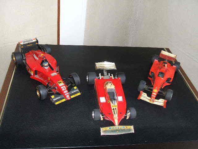 COLECCION FERRARI (CONT) DSCF1104-2