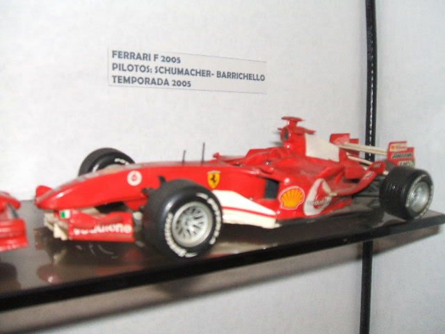 AHORA FERRARI EN 1/24 DSCF2439