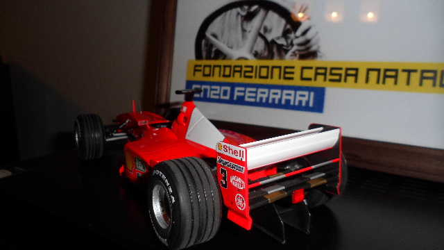 FERRARI F 1 2000 SAM_0626_zps35f080d9