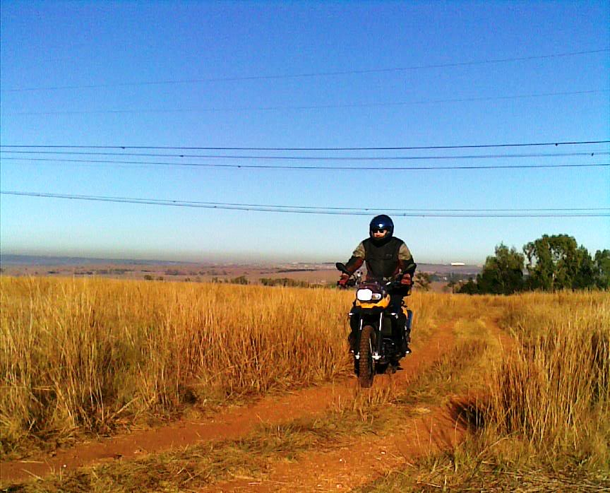 Monday, 27 April - dirt road ride - true level 1 20090427003