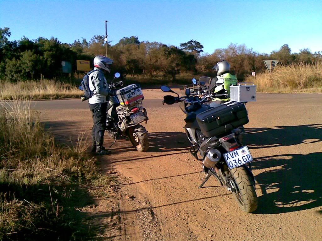 Monday, 27 April - dirt road ride - true level 1 20090427004