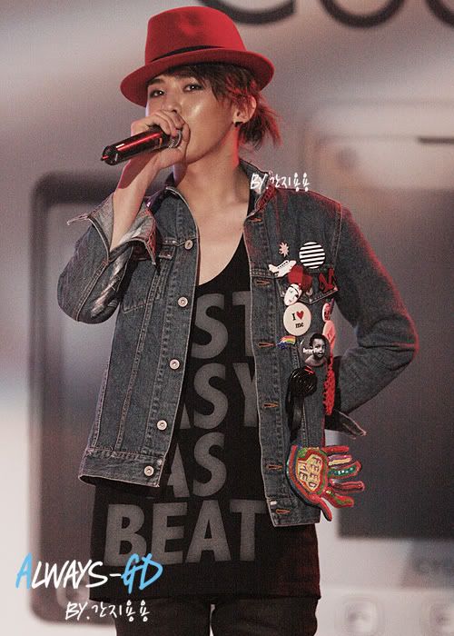 GDragon heats up ‘CYON B-Boy Champion’ with a new style 000000-6