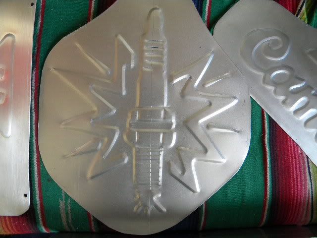 sheet metal art for xmas 47881_143643109005625_112955372074399_182544_7200267_n