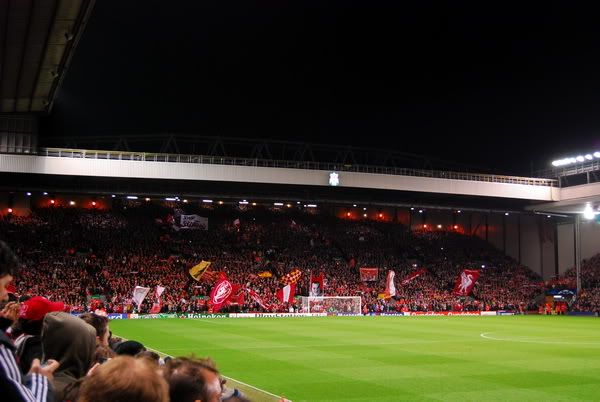 LIVERPOOL - You'll Never Walk Alone DSC_0023