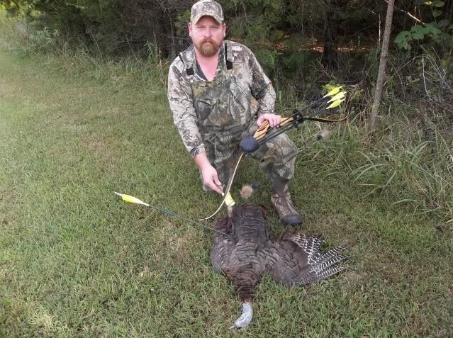 First Turkey with a bow and did it with a Recurve!! FirstTurkeyWithABowBradfordRecurve001