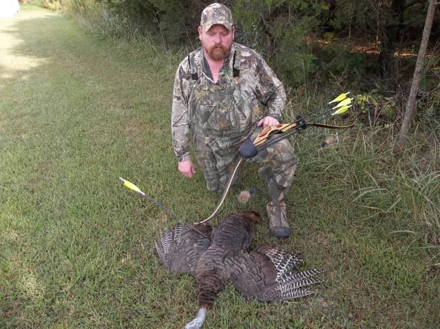 First Turkey with a bow and did it with a Recurve!! FirstTurkeyWithABowBradfordRecurve002