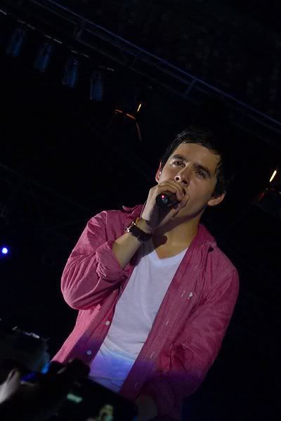 [Asian Tour 2011] David Archuleta tại Indonesia - Pond’s Teens Concert 2011 285289_252900151403435_100000503557998_1081458_621557_n