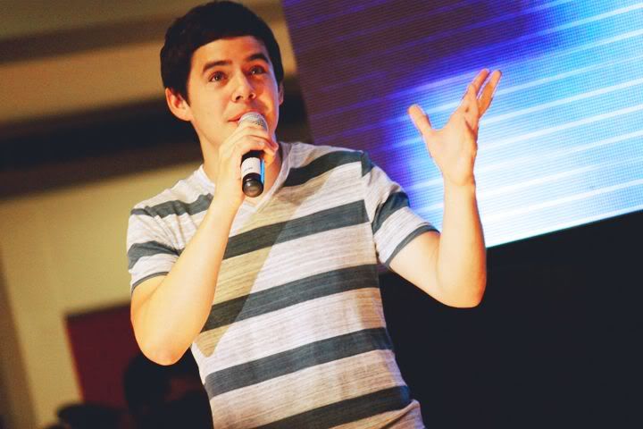 [Asian Tour 2011] David Archuleta tại Philippines  348645283b