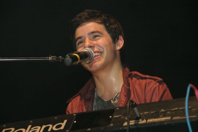 [Asian Tour 2011] David Archuleta tại Philippines  IMG_4783sm-1