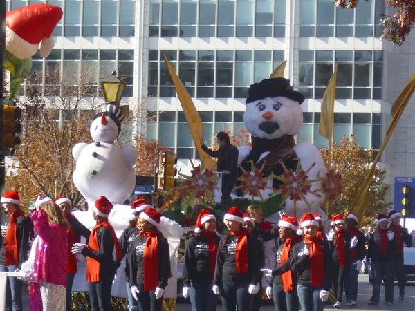 [Dec 4] Children's Medical Center Holiday Parade Dallas, TX Woot4