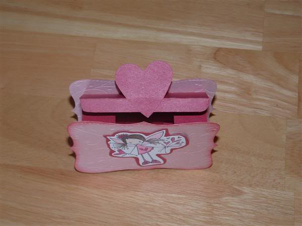 Petit projet St-valentin, "boite" pour petit cadeau 9fev2010003