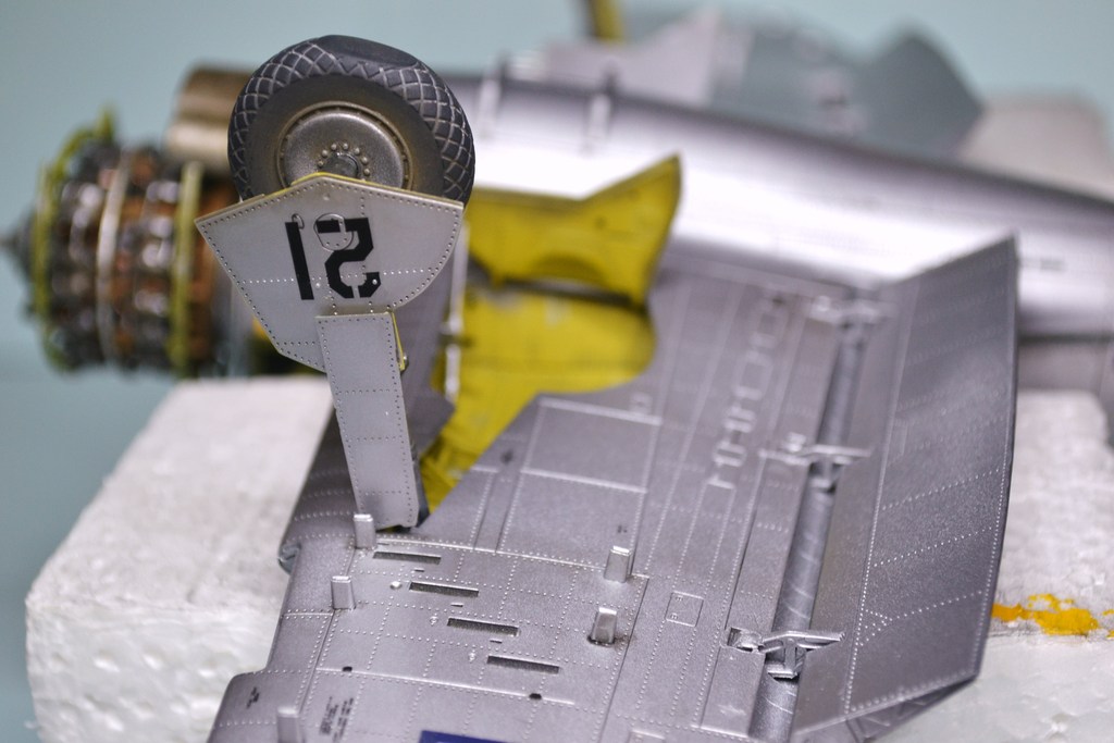 P47 N THUNDERBOLT 1/32 TRUMPETER. - Page 14 DSC_0003_zpsnb23bei5