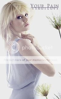 Elisha Cuthbert Cut25