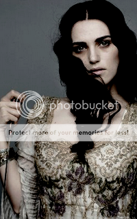 Katie McGrath KATIE4