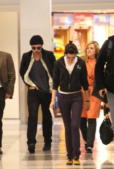 Robsten en Los Angeles - Página 3 022