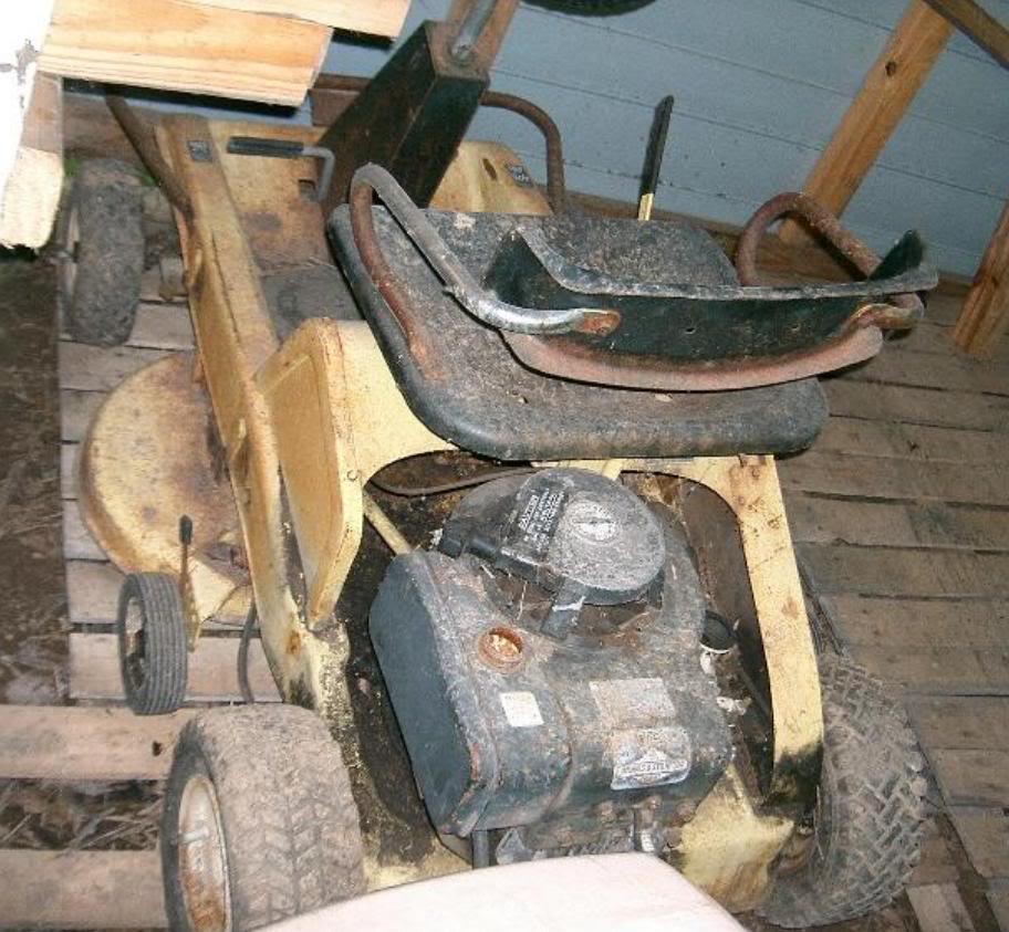  western auto 7hp "Wizard" rider and old new member Wizardmower2