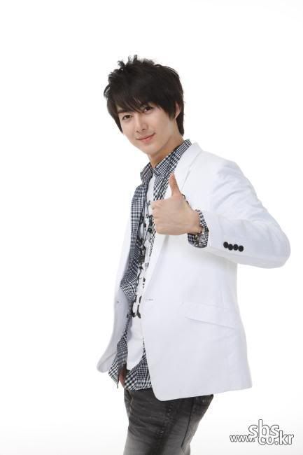 [HyungJun] Fotos del MusicHigh Homepage 1239620031_3