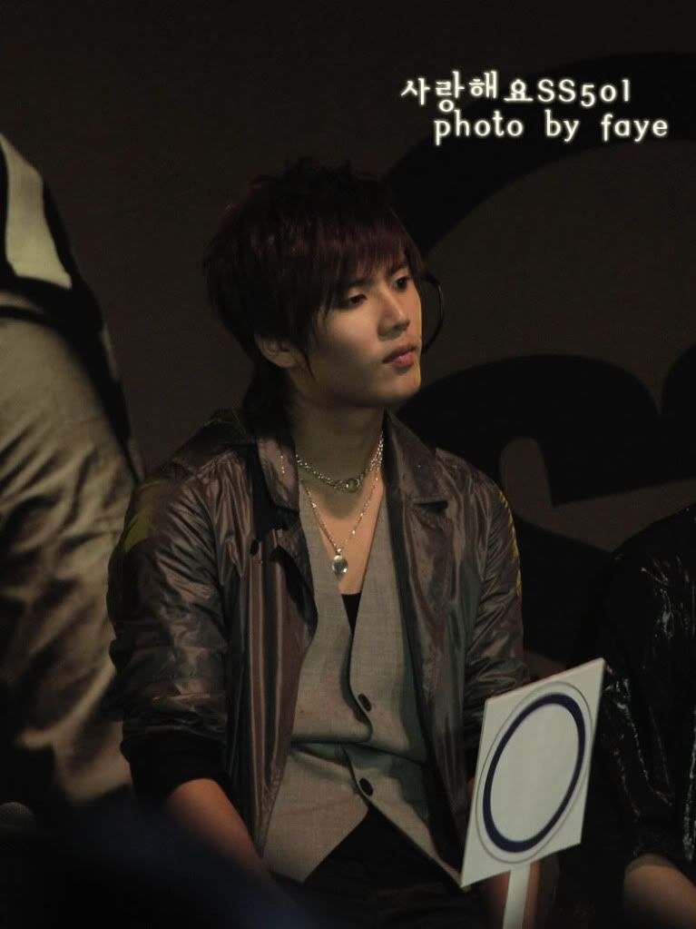 [fan taken] SS501 en el fanmeeting de Hong kong DSC_0601