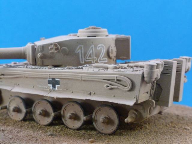 Tigre I Ausf H - Page 4 P1020660