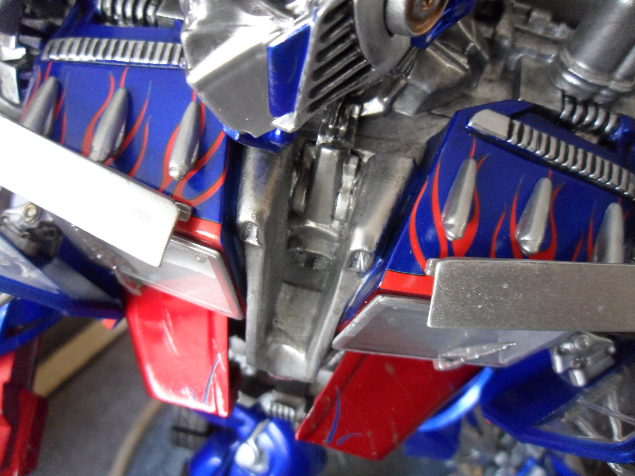 [Sideshow] Transformers - Optimus Prime Maquette - FOTOS OFICIAIS!!! Pág. 02 - Página 5 SAM_1312