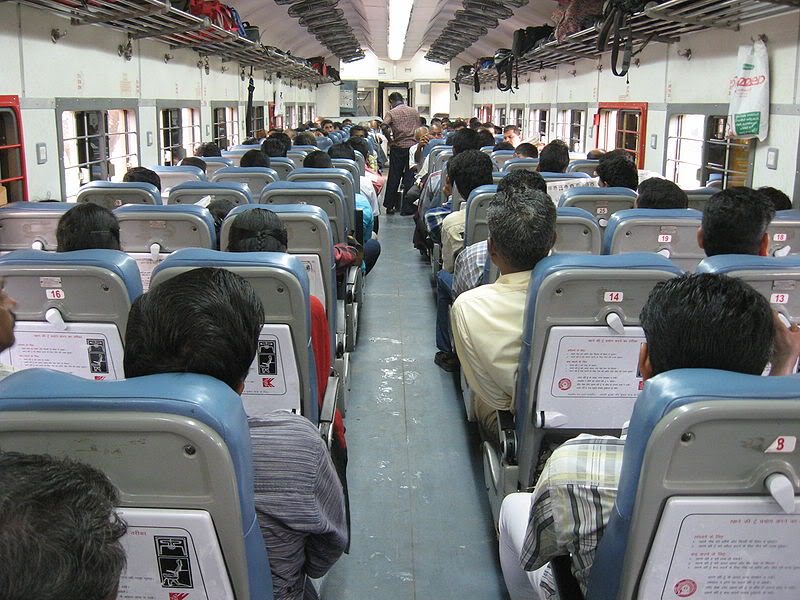 Vagoane din tara si din lume 800px-Janshatabdi_train_kerala_india