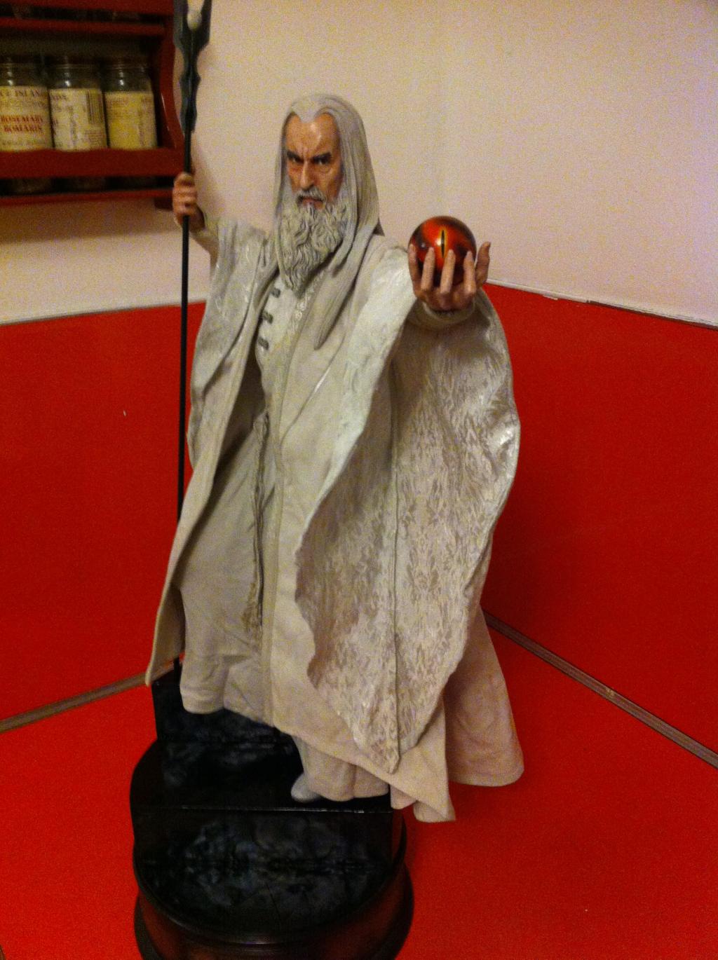 [Sideshow] LOTR: Saruman Premium Format - LANÇADO!!! - Página 4 05CC41C9-3DE9-4AC5-8D20-FEB6A932673B_zpsfspsct8d