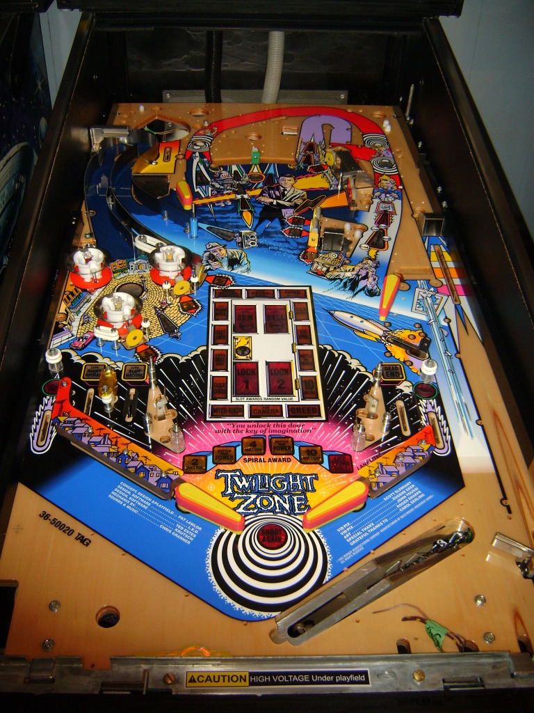 Twilight Zone Playfield Swap....... ***DONE!!!*** DSC05933