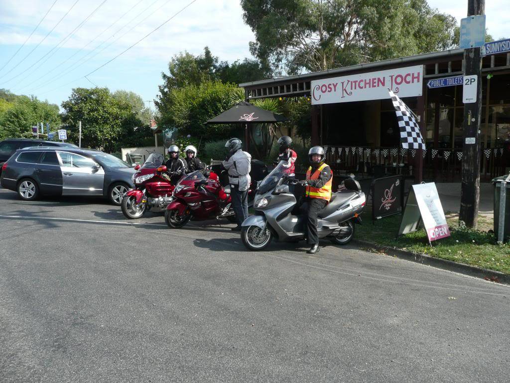 Bruce & Sue's Yarram Ride 9/10/11 March P1050289_zps72421439