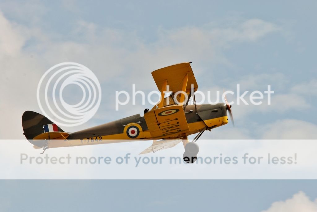 Military And Flying Machines 2014 DSC_01071024x685