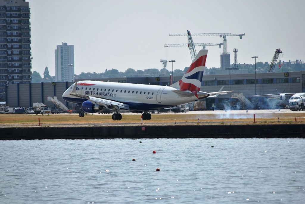 Londra - City Airport (LCY / EGLC) DSC_3760