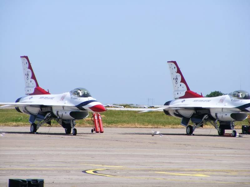 Thunderbirds la Constanta in 2011 - Fotografii DSCF9565