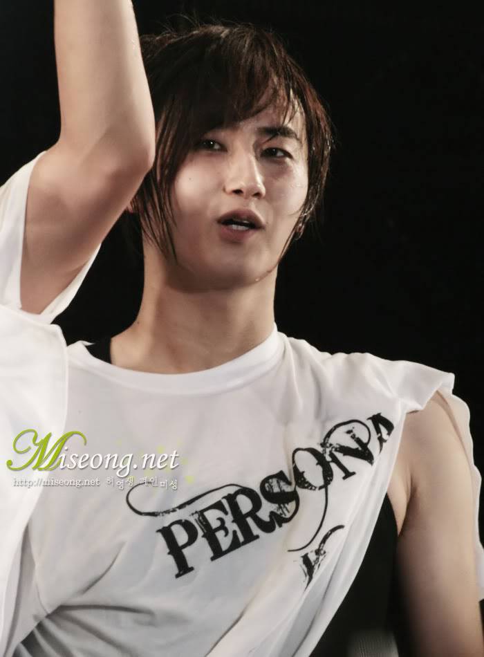 [YoungSaeng] Concierto en Seul, dias 1 y 2 1249236248_11