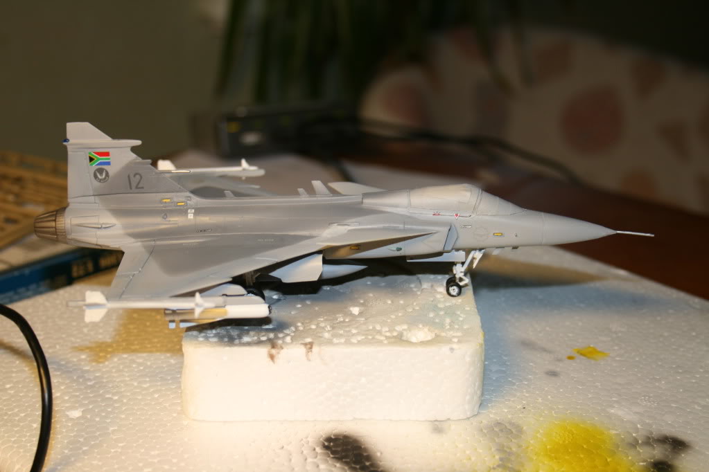 JAS-39 (Italeri 1:72) - Sida 2 IMG_9232