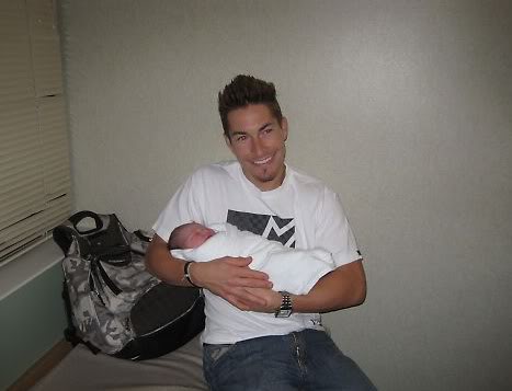 Nicky Hayden photo's - Page 4 NickyWithTommysbaby-1