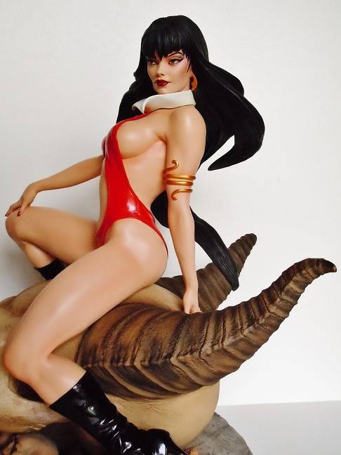 [Sideshow] Vampirella Premium Format - SAIU! Confira as fotos! - Página 5 DSCN3292