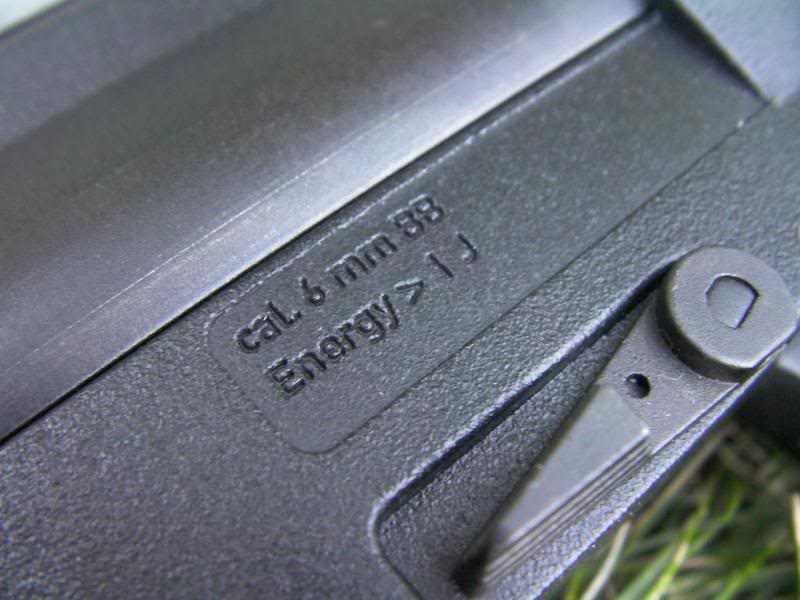 Review MP7 KWA bajo licencia Umarex MP7Review016