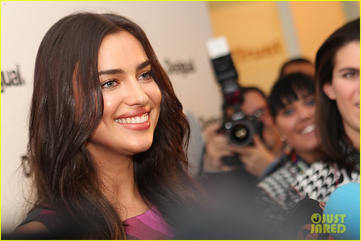 irina - ირინა შეიკი/Irina Shayk - Page 10 D12961984e1c696ccc9f9cfaee0aed69