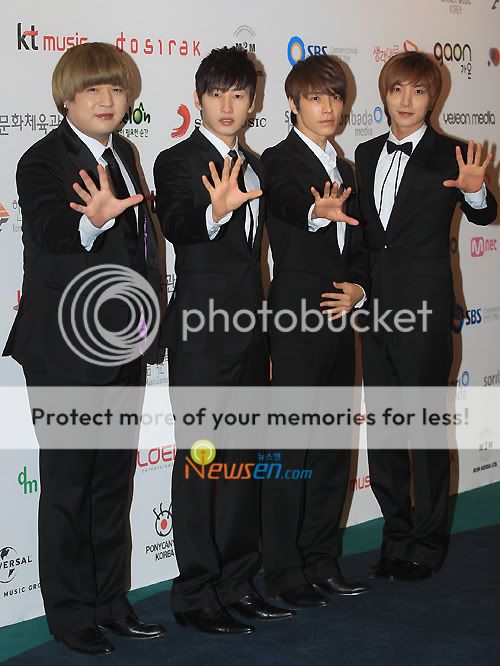 [Pic] 23/02/10 SJ @ Gaon Chart Awards [LT, SD, EH, DH] (16P) Gaon1