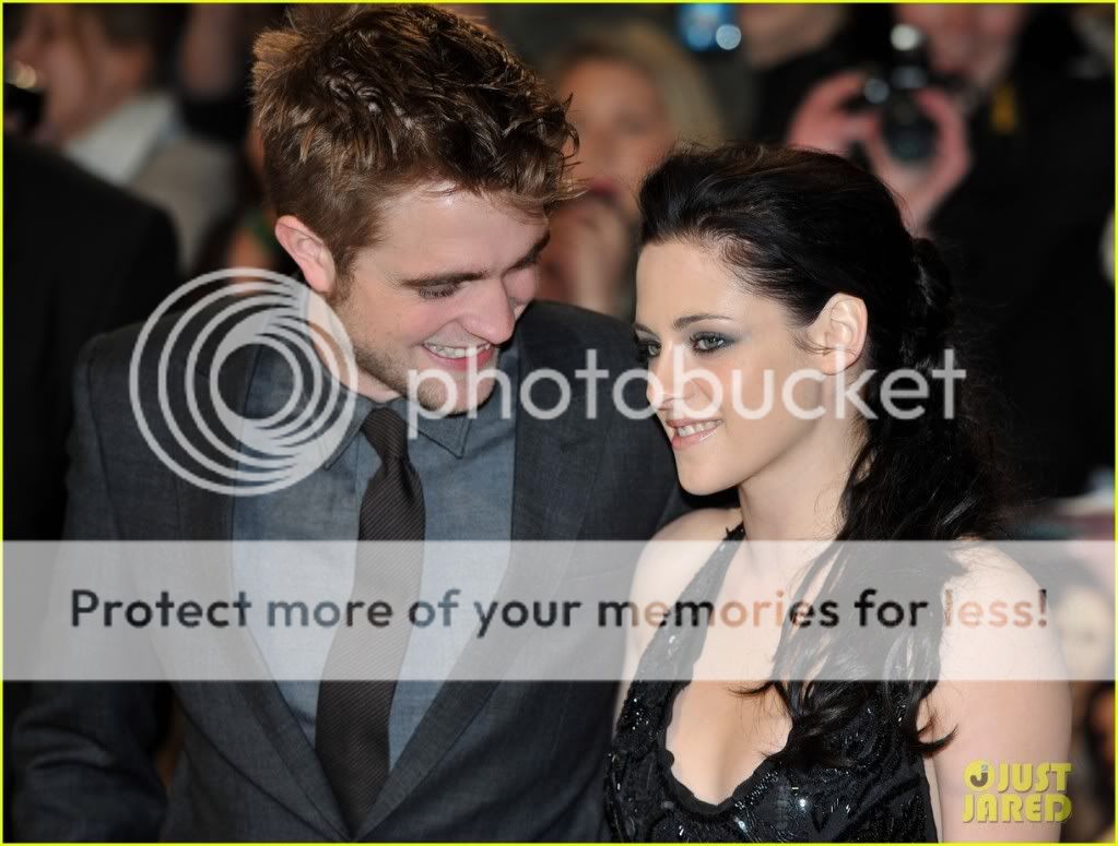 Breaking Dawn Pt.1 - The Movie Premiere -  3 Kristen-stewart-robert-pattinson-breaking-dawn-london-13