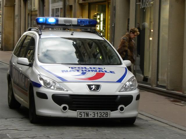 Police Française DSCN1021