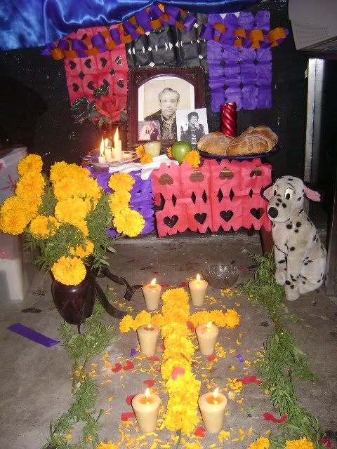 Asi Festejo Dia de muertos Altarparamichaelymiabue004