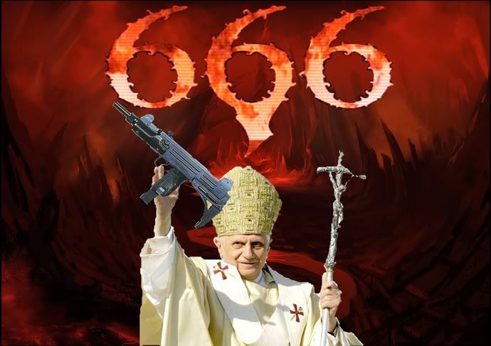 LE PAPE, LE VATICAN & LE NOUVEL ORDRE MONDIAL - Page 5 BenotXVI_666