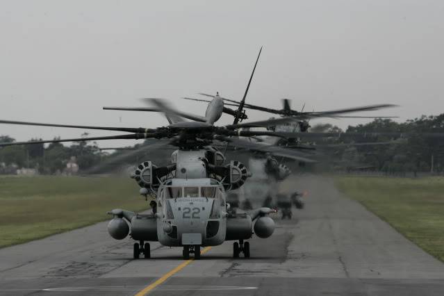 LLEGADA DE GEORGE BUSH A CUMBRE EN ARGENTINA 2006 -  FOTOS Db903a27