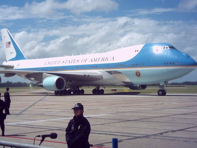 LLEGADA DE GEORGE BUSH A CUMBRE EN ARGENTINA 2006 -  FOTOS Dc506849