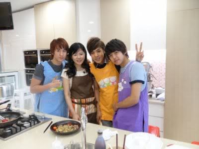  [2010/7/4][pics]U-Kiss - Chef Kiss - Recording @Cooking studio + Restaurant 54293681201007030022393732810319236