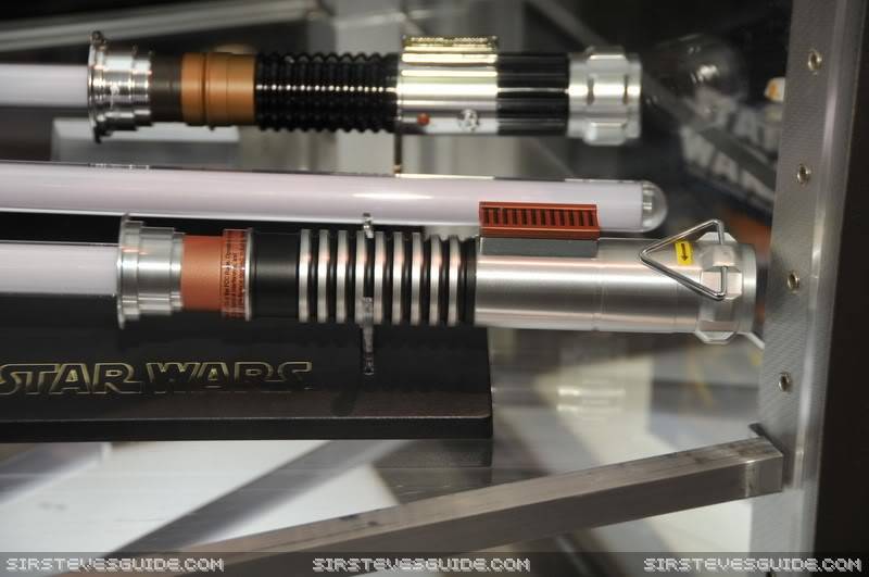 Hasbro se lance dans les Lightsabers FX ! - Page 2 SWV_6407_resize